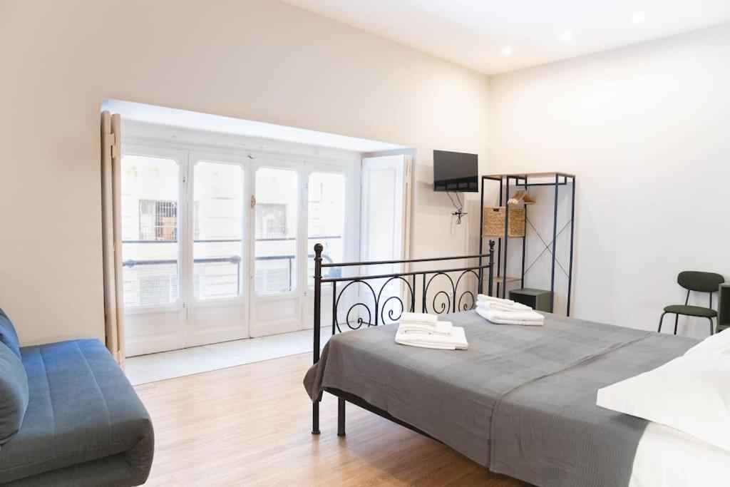 Apartment 6 N'amore, Nel Cuore Di